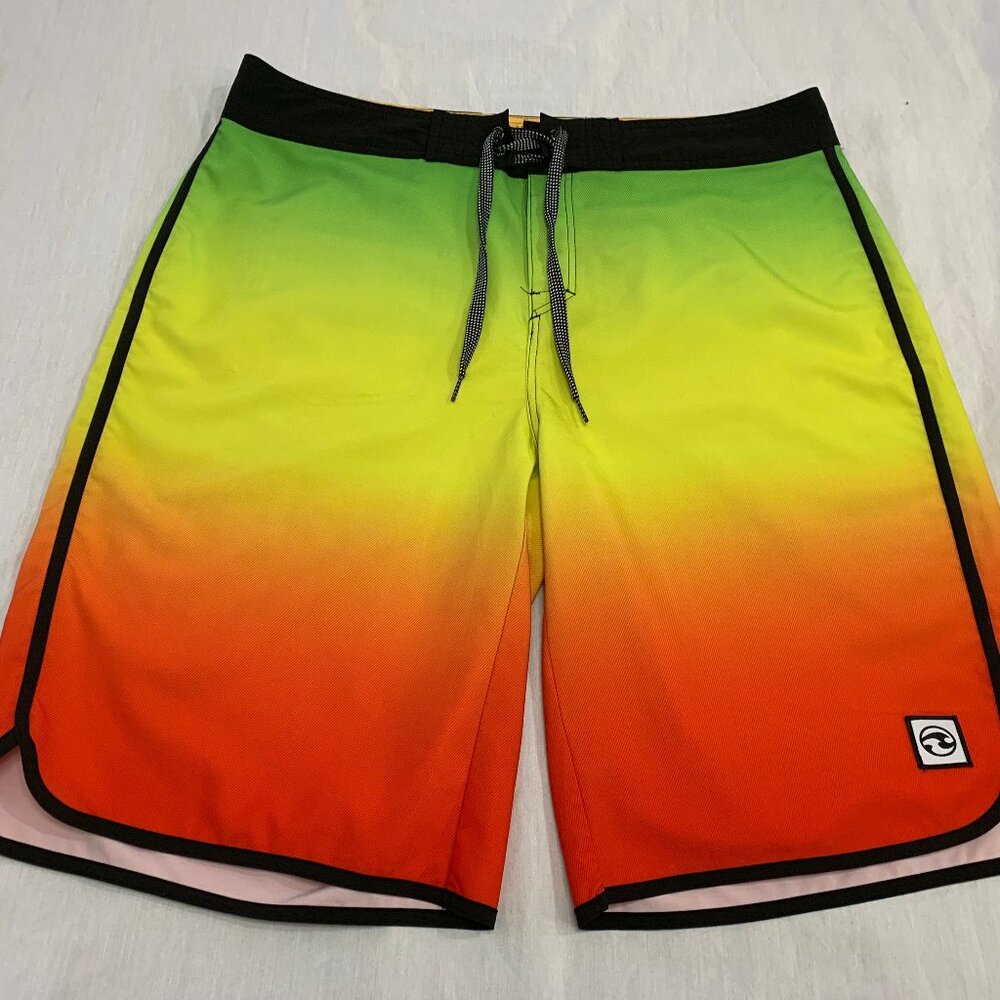 🌸 OCEAN CURRENT MENS SWIM SHORTS SIZE 38 🌸
